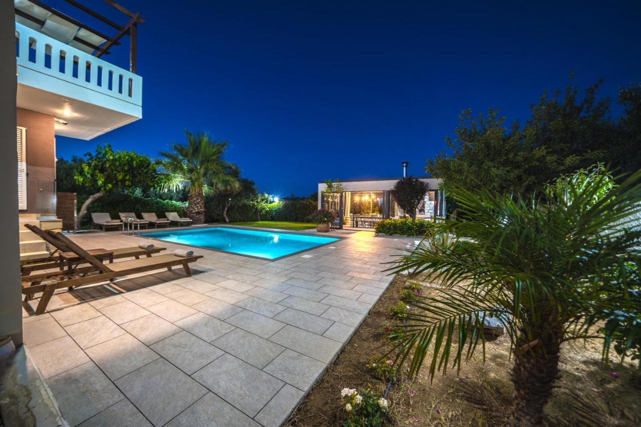 Petronila Luxury Villa With Heated Private Pool Kissamos Exterior photo